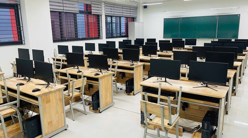 Mua bàn ghế học sinh chất lượng cao, giá tốt tại Thiết bị trường học Trung Hiếu